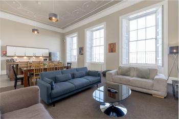 York Place Apartments by Destination Edinburgh, Edinburgh (photo 3)
