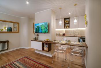 Charming stay in Roma - Luxury Holiday Apartment, Roma (foto 2)