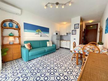 Comfy studio with shared pool, Porto Santa Margherita (foto 3)