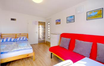 New Studio with AirCon & FREE Parking, Lubiana (foto 3)