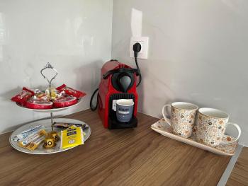 Tiffany's apartments -2' walk from Metro, Atene (foto 3)