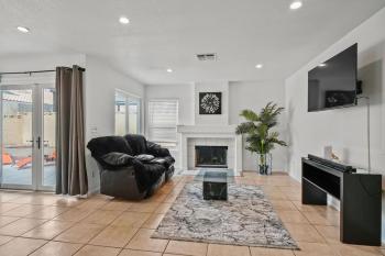 Work, Life, Luxury! Luxe Vegas Home w Firepit+Pool, Las Vegas (photo 5)