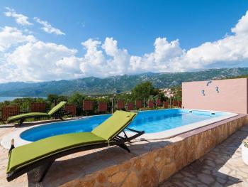 Villa in Rovanjska with Pool & Sea Views, Jasenice (zdjęcie 2)