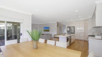 Ocean Breeze - Umina Beach, Ettalong Beach (foto 4)