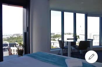 Pinnacle Apartment, Auckland (photo 4)