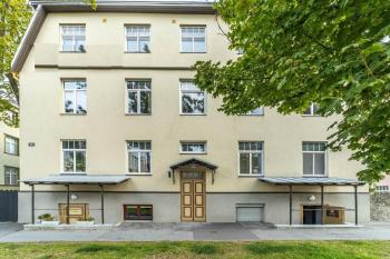 Home away from home with parking in City Centre Tallinn near Kadriorg, Tallinn (photo 2)