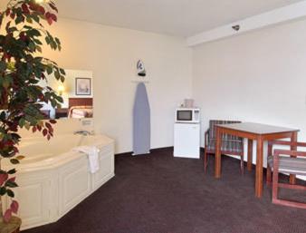 Super 8 by Wyndham Riverside/Kansas City, Kansas City (foto 4)