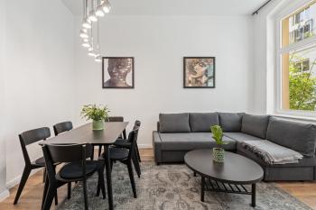 The Remise Mitte Loft, 2 BR, 2 bathrooms, living room, group & family friendly, 4- 7 Guests, Берлин (фото 5)