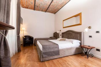 Casa Bolognetti, Bologna (photo 2)