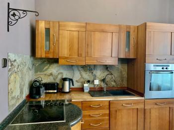 Barbican Heritage Apartment In The Heart Of Old Town 2 Bedrooms, Varšava (fotografie 3)