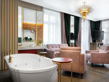 Golden Queen Deluxe Jacuzzi Apartments - Old Town, Cracovia (foto 4)