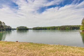 Sleeps 8, Lake Lanier Hidden Gem, Buford (photo 3)