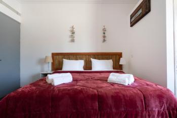 Condillia Central, Spetses (photo 3)
