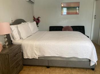 Cozy Studio - Apt 1 - Private Entrance, Las Vegas (photo 2)