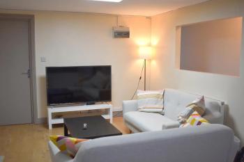 Double Bed Room in Flat near Birmingham City Centre, Birmingham (photo 3)