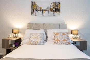 Flat In Greater Manchester, Manchester (photo 3)