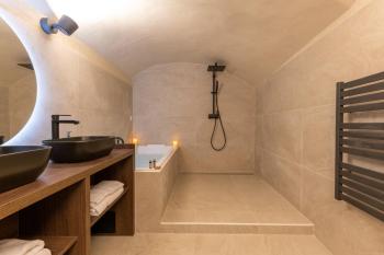 Cocoon du vieux Lyon - Luxury apartment - Balneo, Lyon (photo 5)