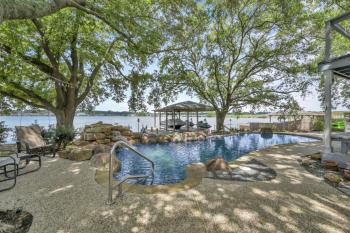 Bluff View Drive, Willis (foto 3)