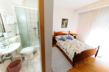 Rooms Rajič, Split (photo 4)