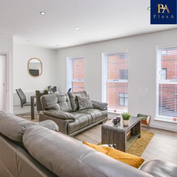 Pluxa The Hideaway - Fully private serviced apartment & parking, Birmingham (foto 4)