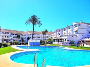 Apartamento en Mijas con Terraza, capacidad para 5 personas con piscina de temporada hasta 31 de agosto, Malaga (foto 2)