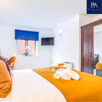 Pluxa Sunstone Deluxe - Spacious Birmingham City Centre Stay, Birmingham (zdjęcie 5)