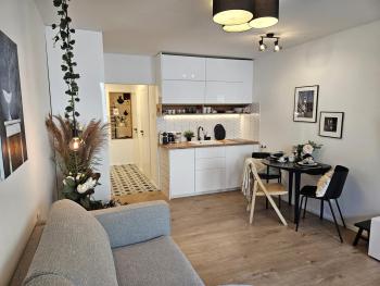 Design Apt in Old Town-Free Parking-Balcony, Bratislava (Foto 4)