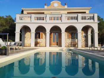 Sundance - Fabulous & Large 4-Bedroom Private Villa, Sývota (photo 4)