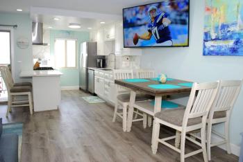 207A Fresh, Renovated and Steps from the Beach, Oceanside (zdjęcie 4)