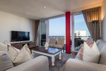 806 Lighthouse Mall - by Stay in Umhlanga, Durban (photo 2)
