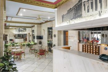 Marble House, Athen (Foto 4)