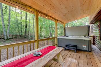 Mineral Bluff Cabin: Hot Tub, Pets, & Peace, Mineral Bluff (fotografie 3)