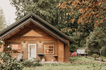 61MBR - Hot Tub - Wi-Fi - Pets Ok - Sleeps 6 home, Glacier (photo 2)