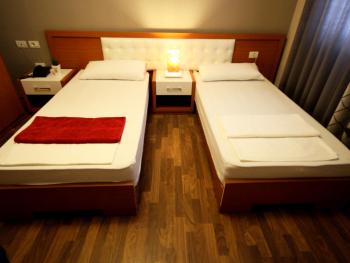 Hotel Bylis, Тирана (фото 3)