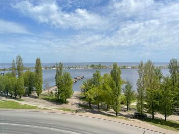 2-кімнатна квартира з видом на Дніпро, Cherkasy (photo 3)