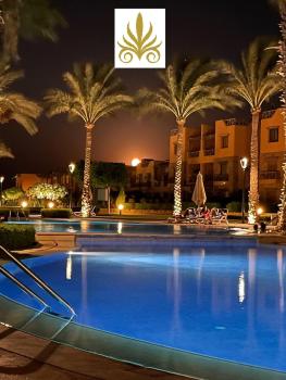 Luxury Chalet in Mountain View 2 , El-Sokhna with Sea View , Pool View and Garden View Families Only, Ain Soukhna (fotografie 2)