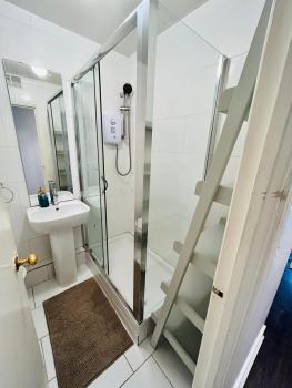 Lovely 2-bed apartment in the heart of Dublin City, Дублин (фото 2)