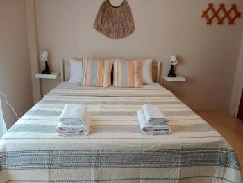 Cherry - HappyHostGr - Downtown Apartment, Volos (fotografie 4)