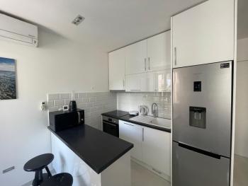 Apartment “Jelin dvor” 3+2, Bacvice, Split, Split (photo 4)