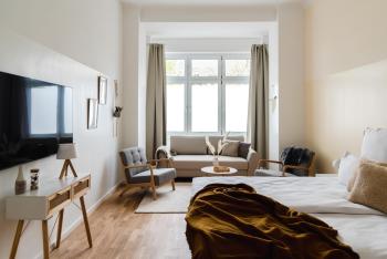 165m2 Downtown Family Suite 5BR, 3Bath, kids room, 11min Alexanderplatz, Berlino (foto 3)