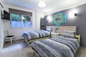 Best neighbourhood apartment in Athens near metro station & hospitals, Athens (photo 3)