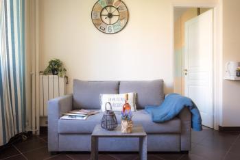 BEAUTIFUL apartment , beach 3 min walk , free parking, near Negresco, Nice (photo 4)