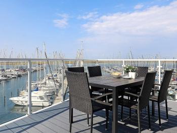 Apartment with Panoramic Marina Views, Wendtorf (foto 2)