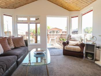 Doormouse Lodge, Carnforth (photo 5)