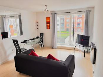 Well connected Birmingham City centre apartment with secure parking, Birmingham (fotografie 5)