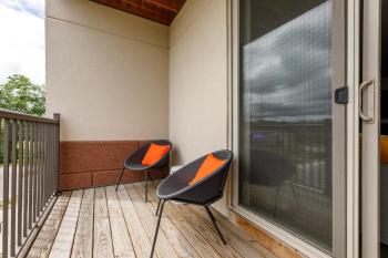 Fun & trendy condo close to downtown and the beach, Траверс-Сити (фото 2)