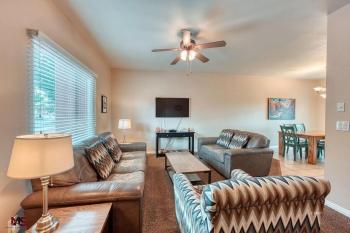 3BR / 2BA Townhome with Pool, Patio, WiFi, Washer/Dryer, Kanab (photo 3)