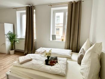 Design Apartment - Parking - Kingsize-Bett - 2x Bad - Zentrum, Hannover (Foto 4)