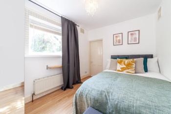 One bedroom flat in the heart of Brixton, Лондон (фото 5)