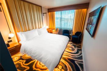 Superior East Wing Rooms by FIVE Zurich, Zurigo (foto 2)